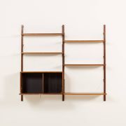 Poul Cadovius shelving unit with a desk in walnut for Cado, 1960s