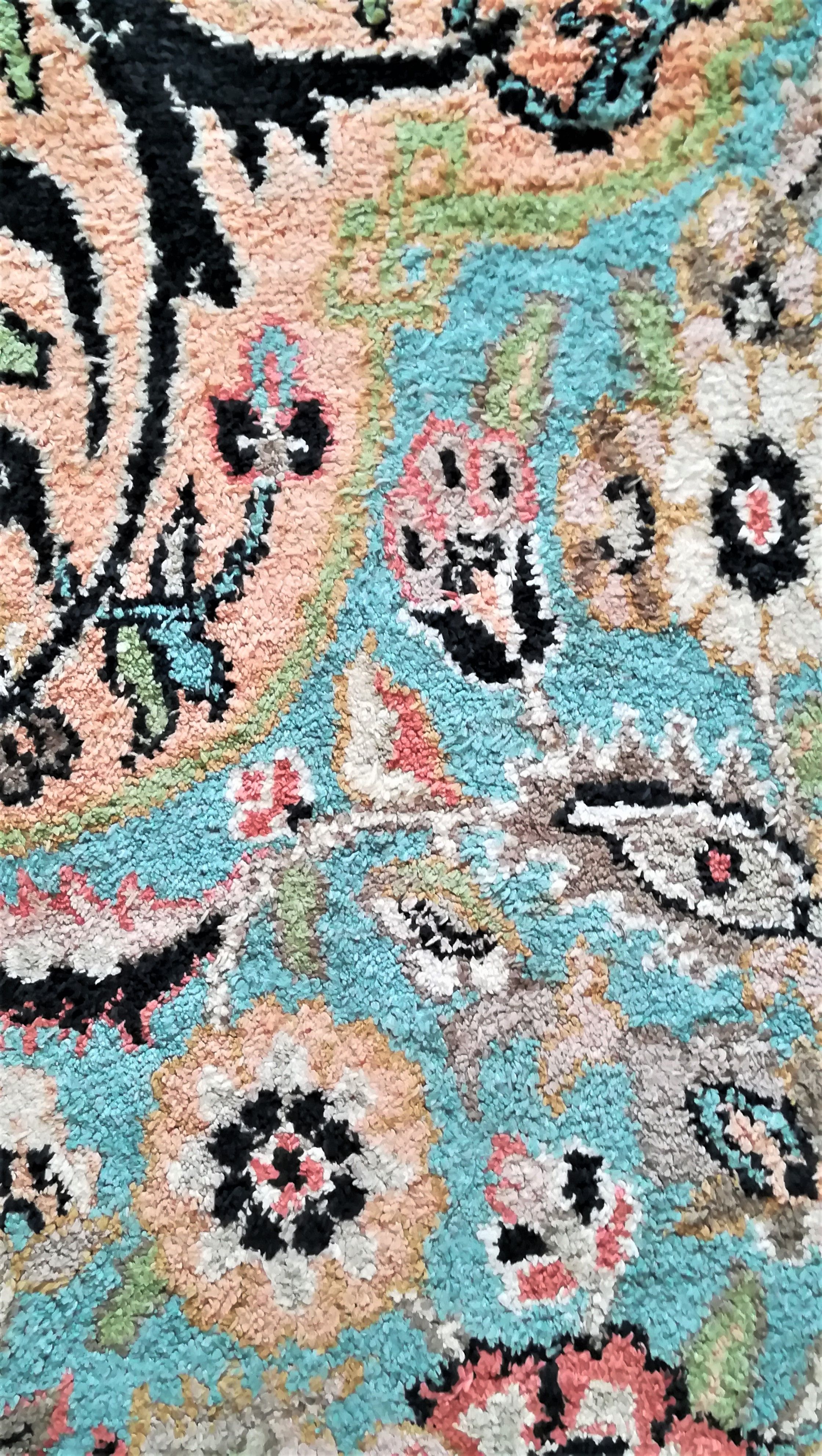 Silk cashmere rug pastel tones floral patterns India Kashmir vintage 181 cm x 286 cm