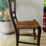 Louis Philippe straw chair from the 19th century in solid walnut, dowelled.