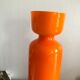Vase opaline orange vintage