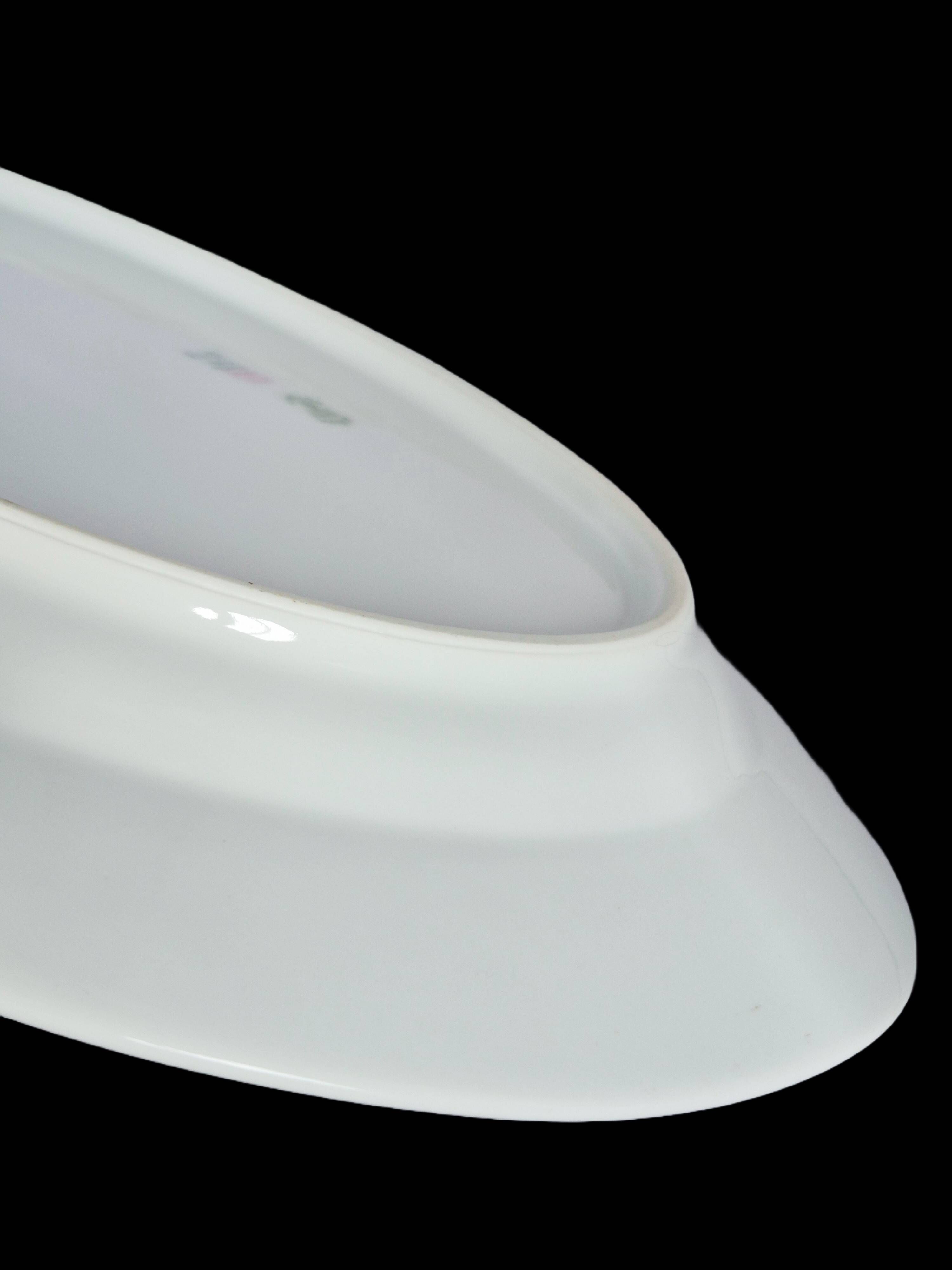 Large oval dish in Limoges porcelain by Bernardaud & Cie – Art Deco