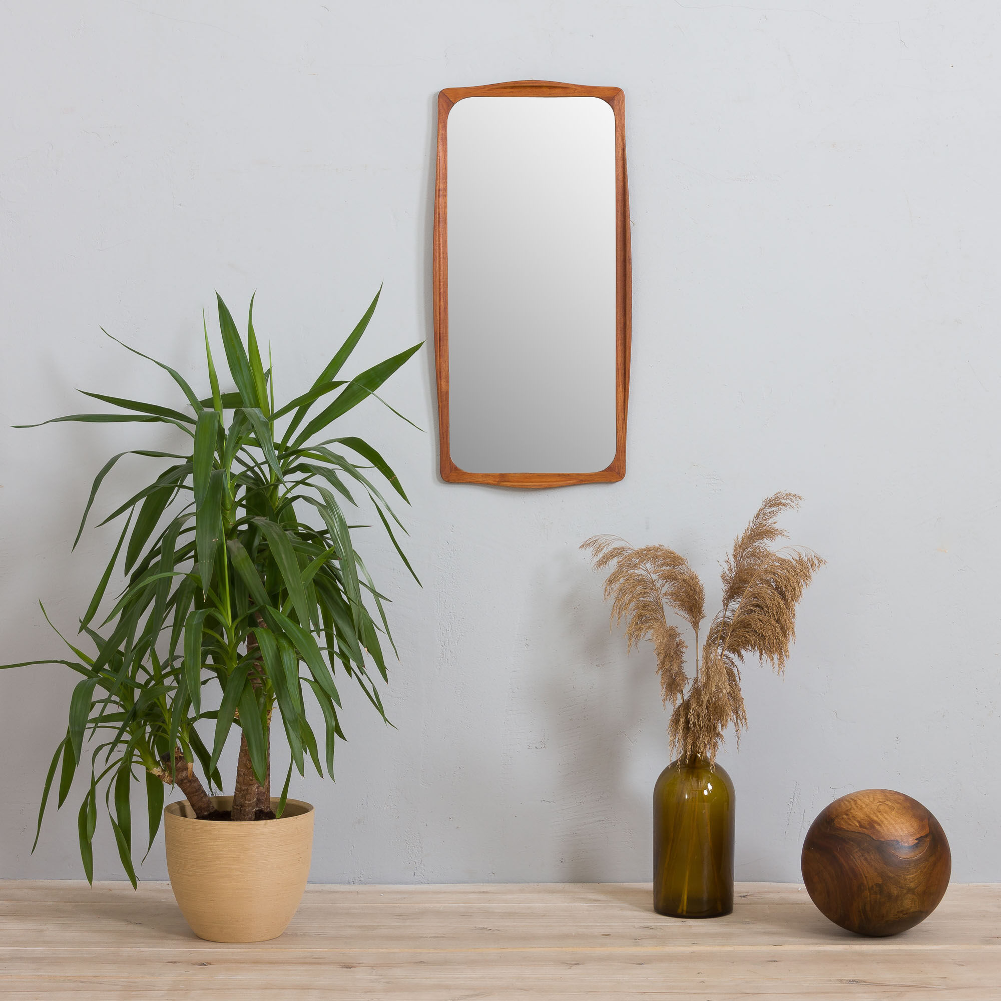 Miroir en teck danois du milieu du siècle, années 1960