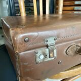 Former vintage suitcase "La Mondiale"