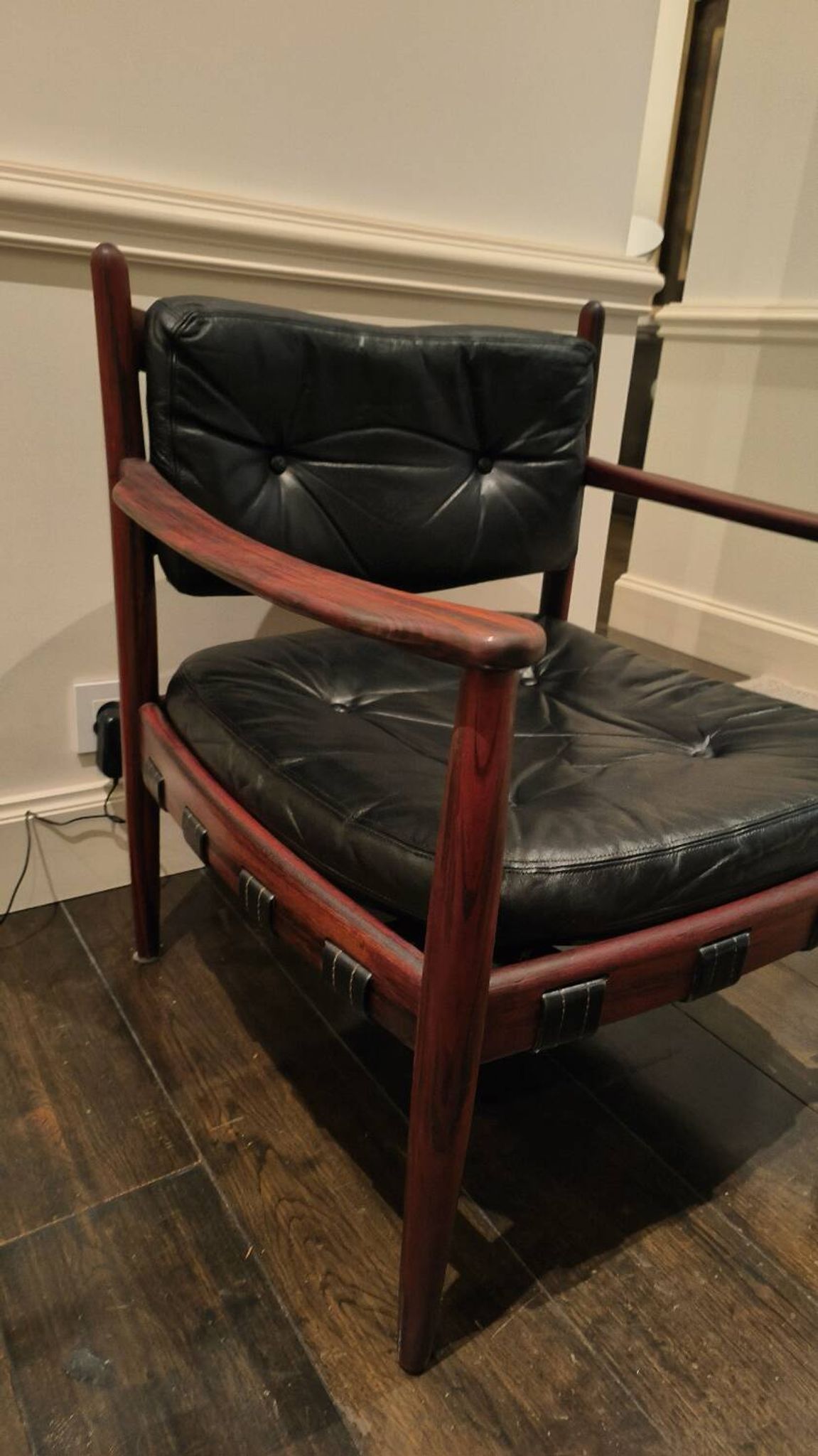 Erik Merthen armchair