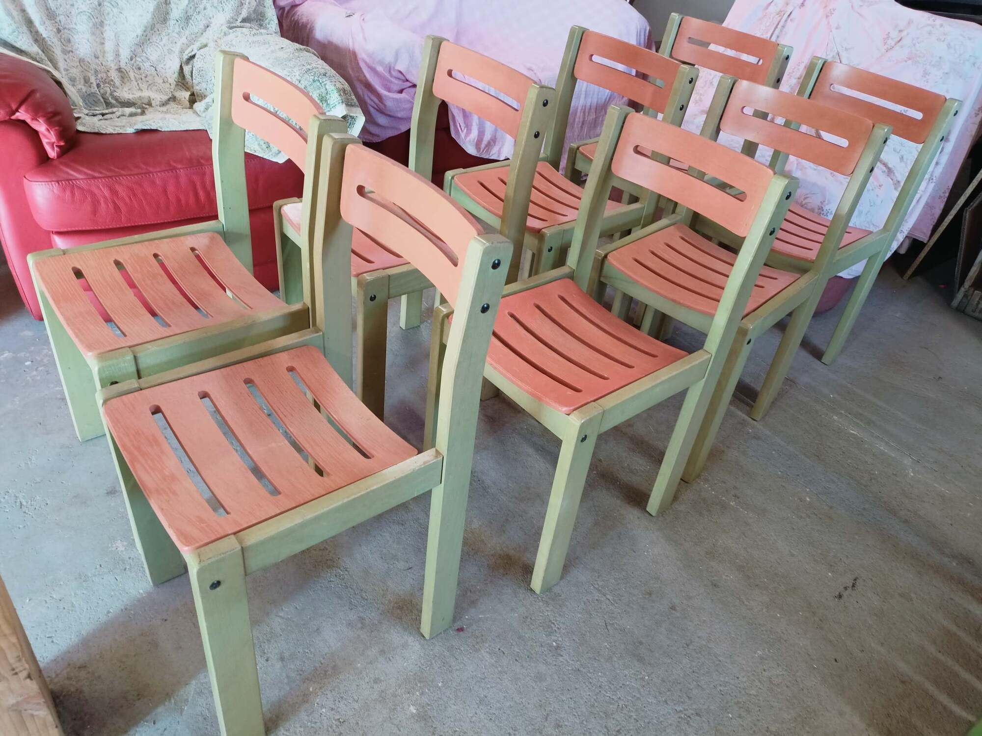 Set of 8 vintage 80s school chairs/ office