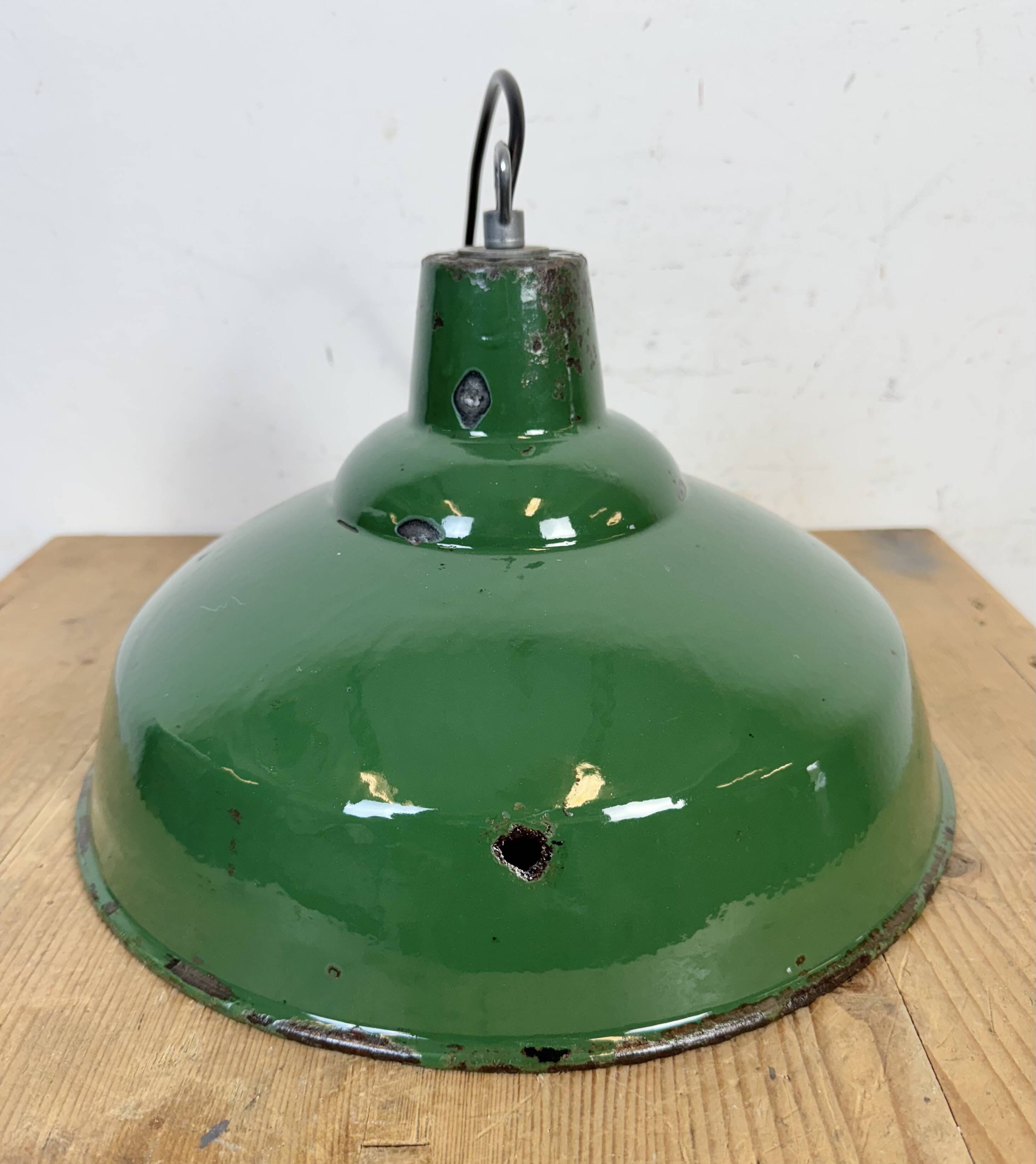 Industrial British Green Enamel Factory Pendant Lamp, 1960s