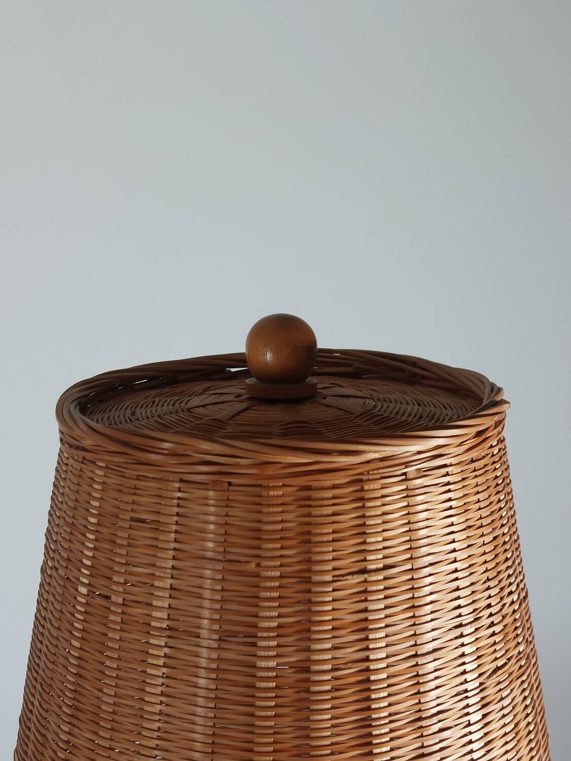 Vintage wooden and brass table lamp by Temde from the 1950s.