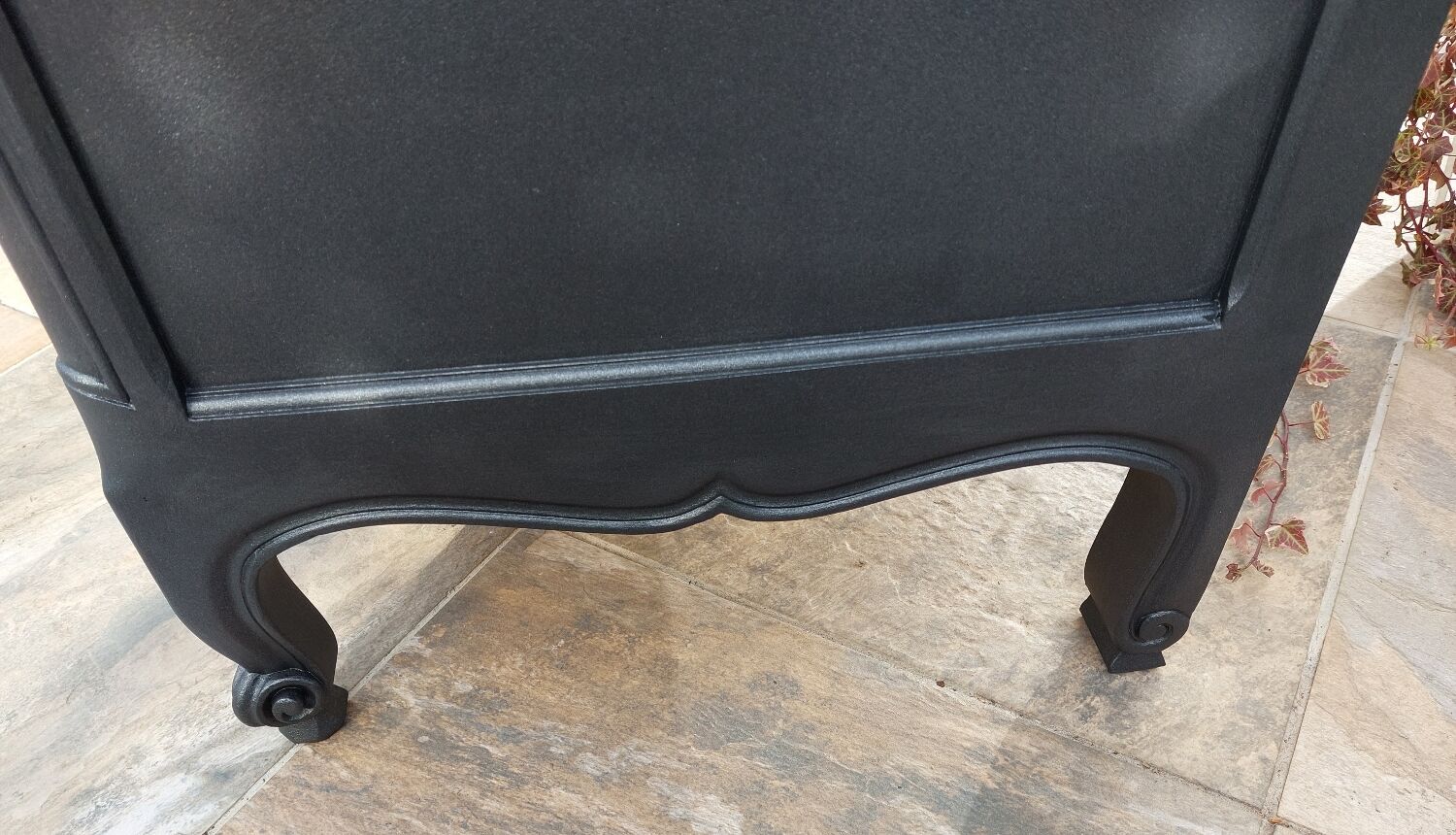 Louis XV lacquered chest of drawers black steel