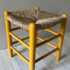 Tabouret en bois et paille