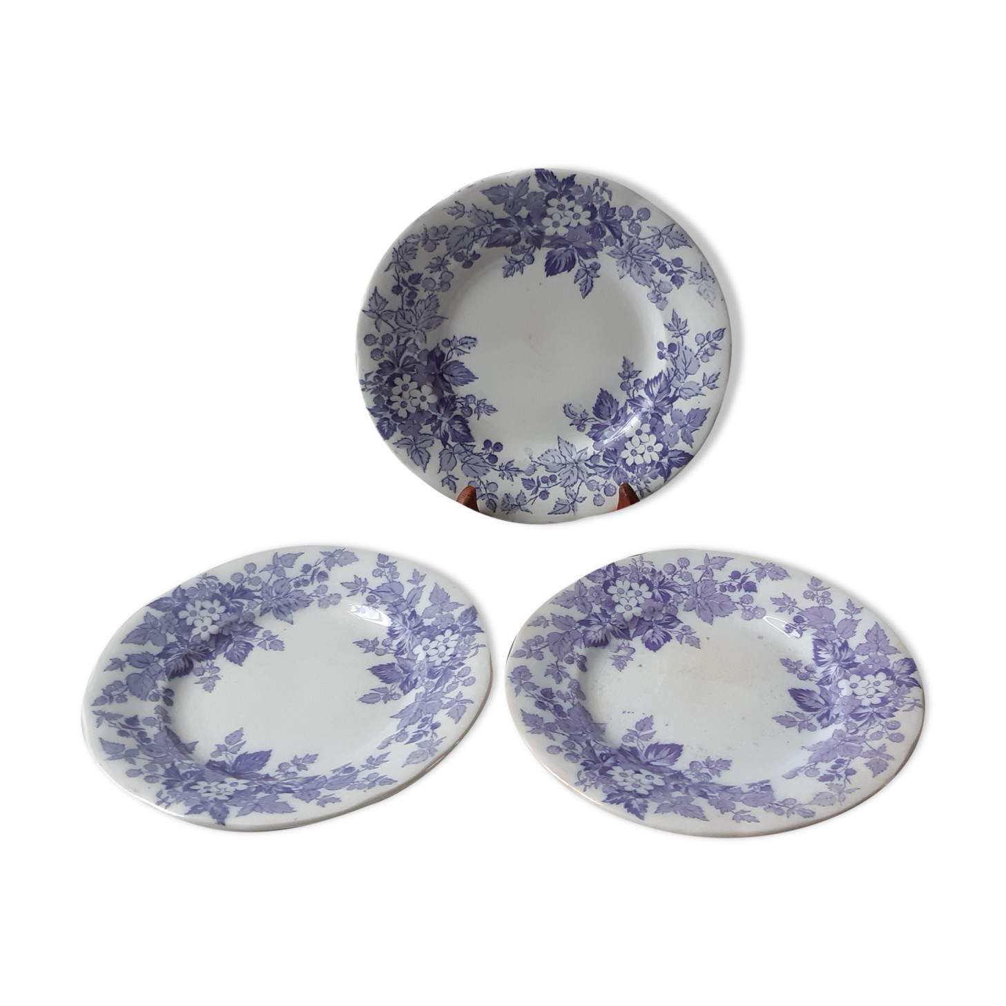 Set of 3 dessert plates Terre de Fer U&C Sarreguemines model "Rubia" late nineteenth