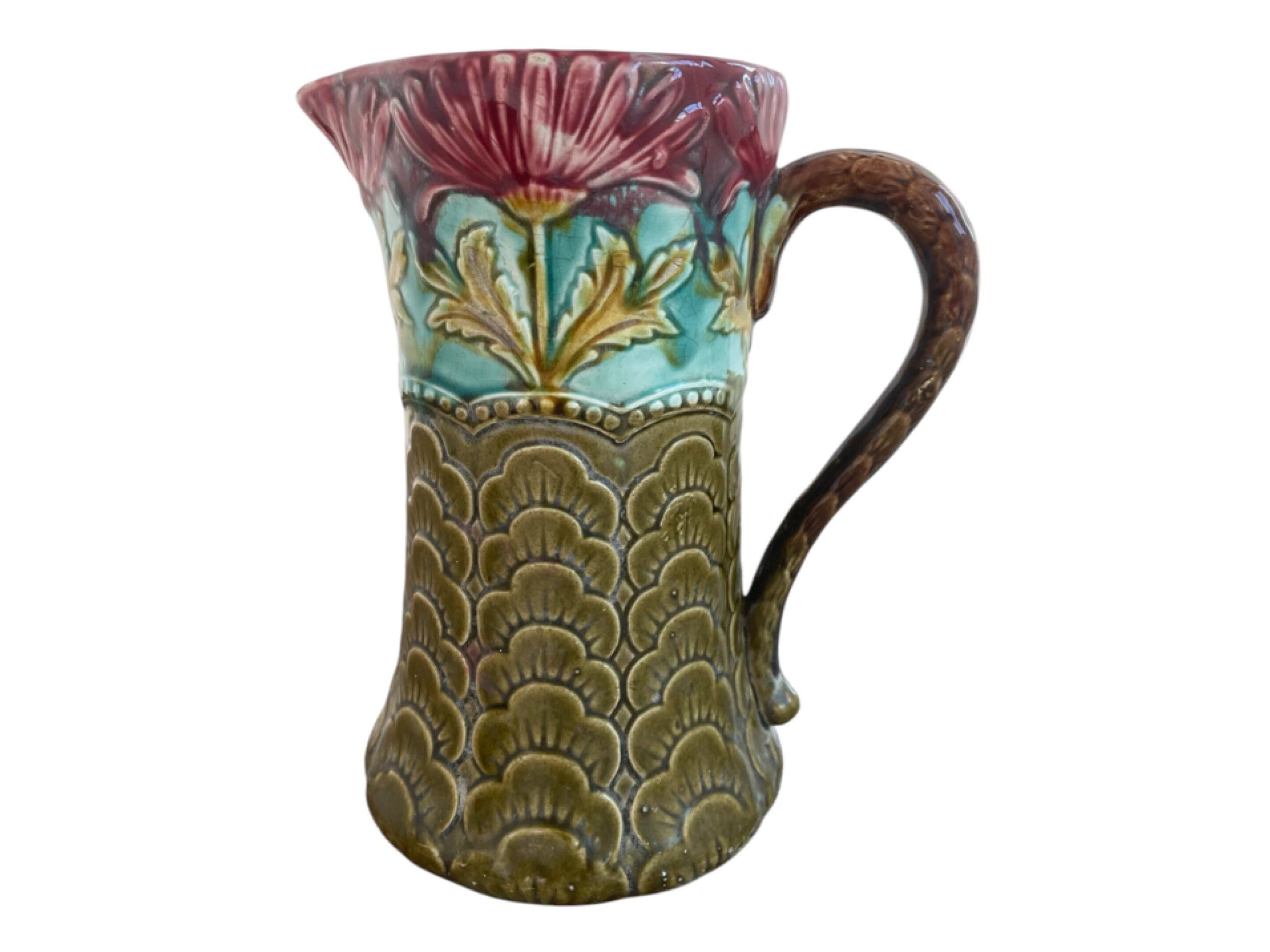 Slip pitcher, Orchies, jug, majolica, earthenware, floral decoration