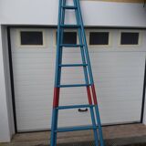 Old double scale of painter