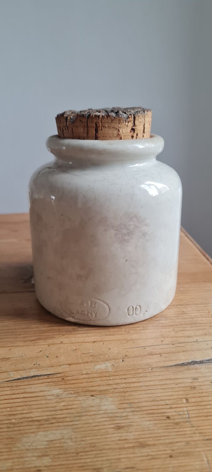 Stoneware mustard pot