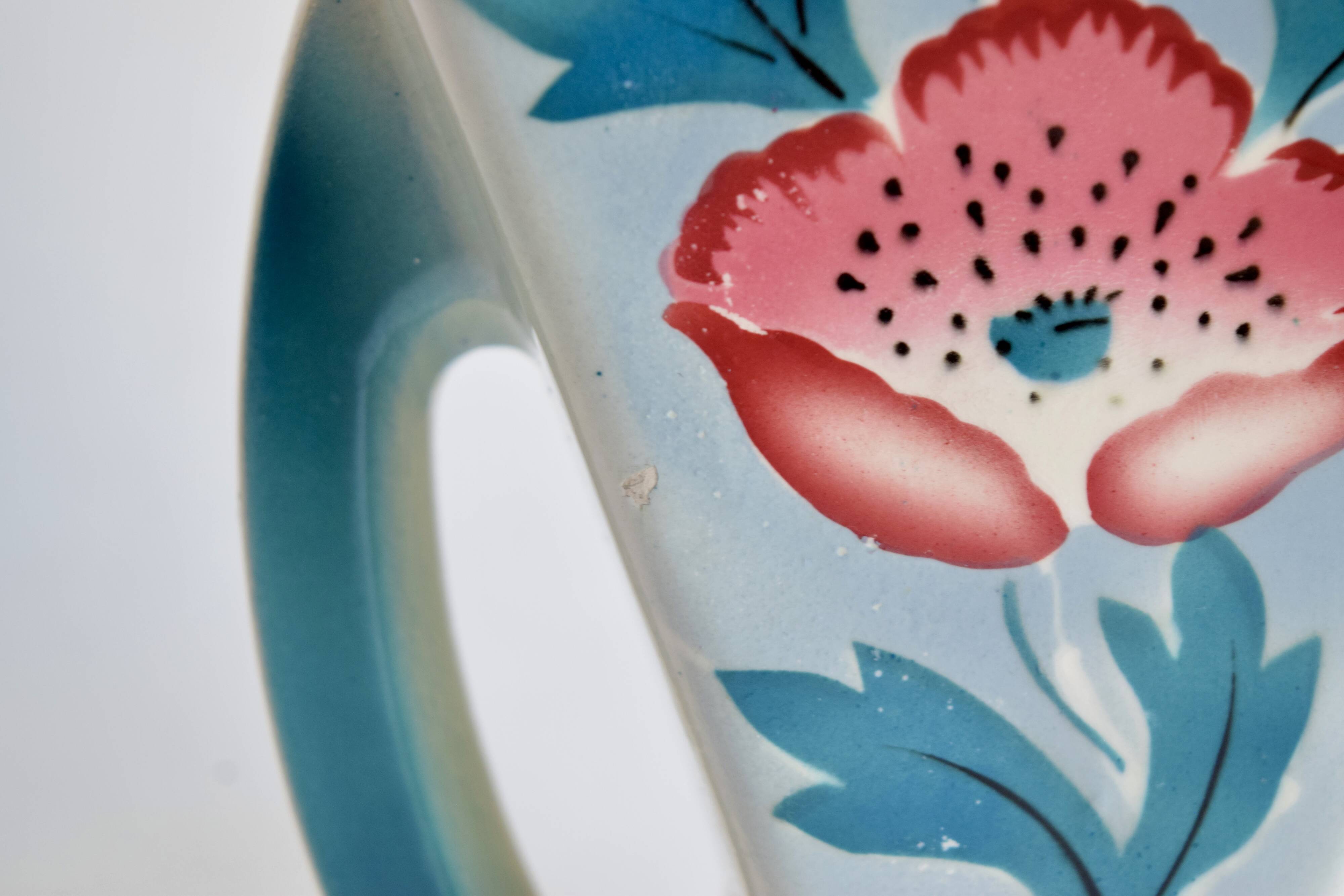 Small Art-Deco vase in glazed ceramic