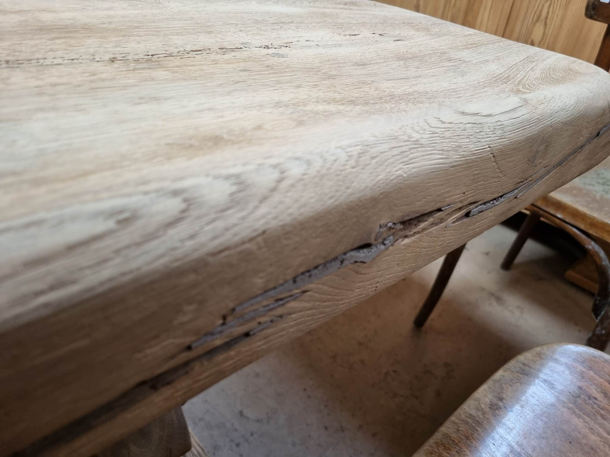 Farmhouse table