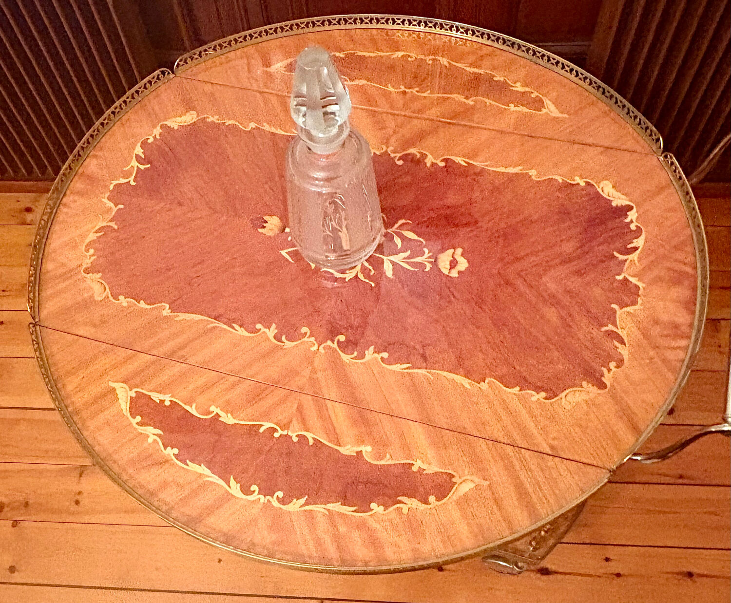 Desserte, chariot de bar marqueterie en fleur