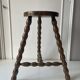 Tabouret tripode bois