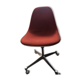 Chair by Charles et Ray Eames for Herman miller