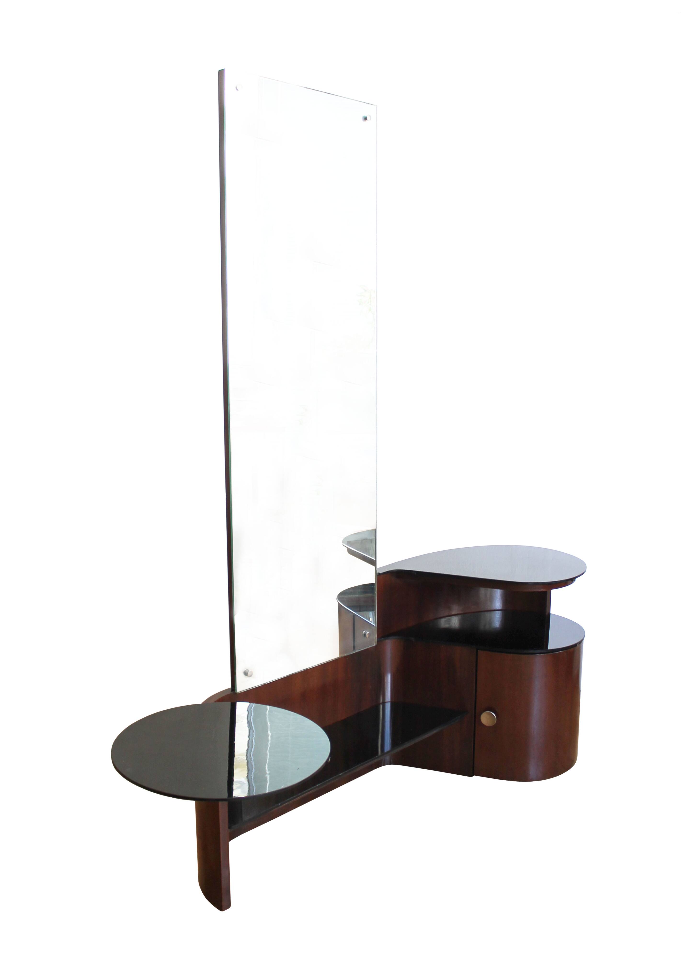 Coiffeuse moderniste des années 1930