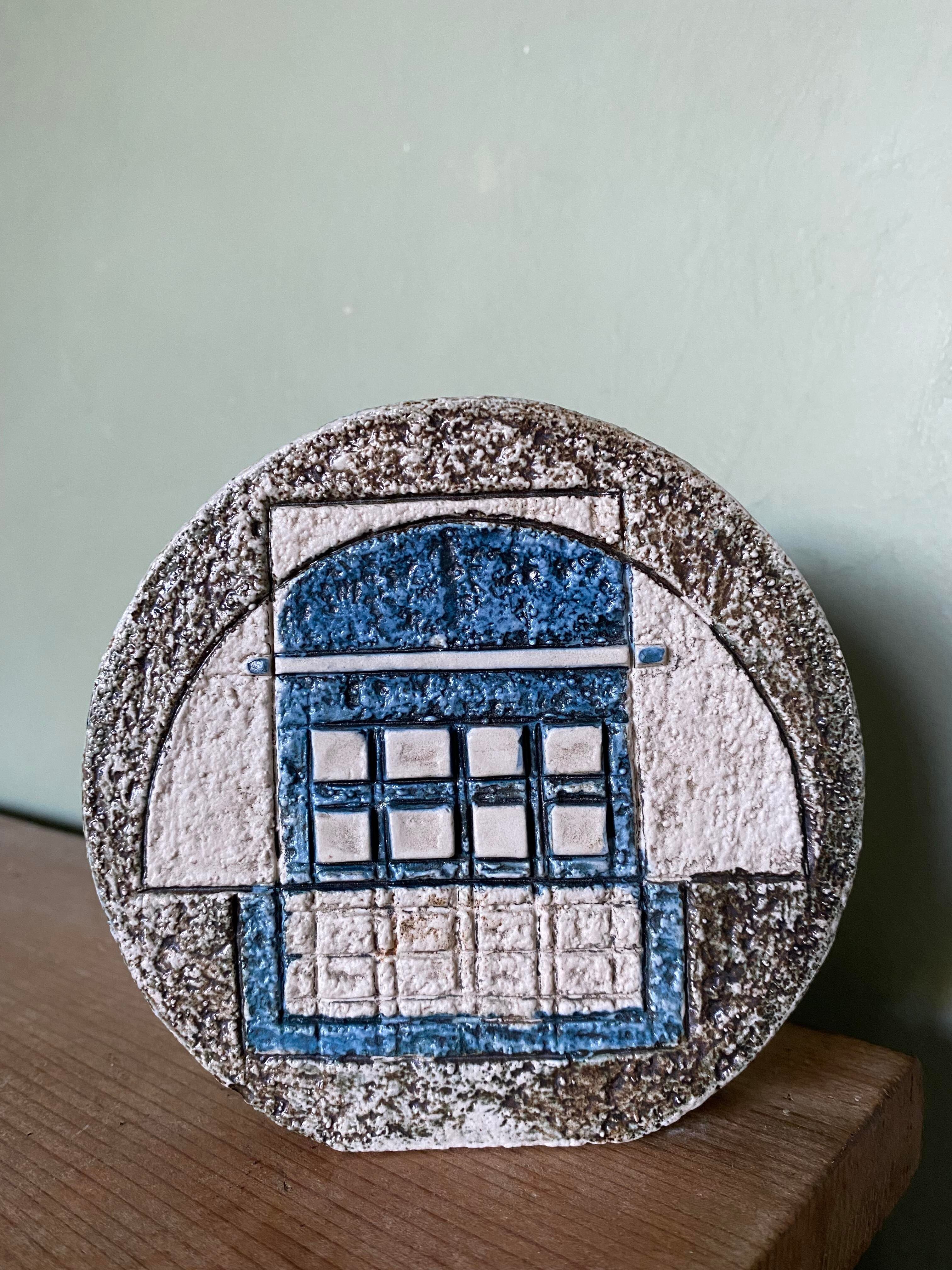 Round vase English ceramic troika