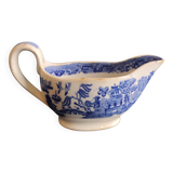 John Meir & Son sauceboat, c. 1870, ‘Willow Pattern’