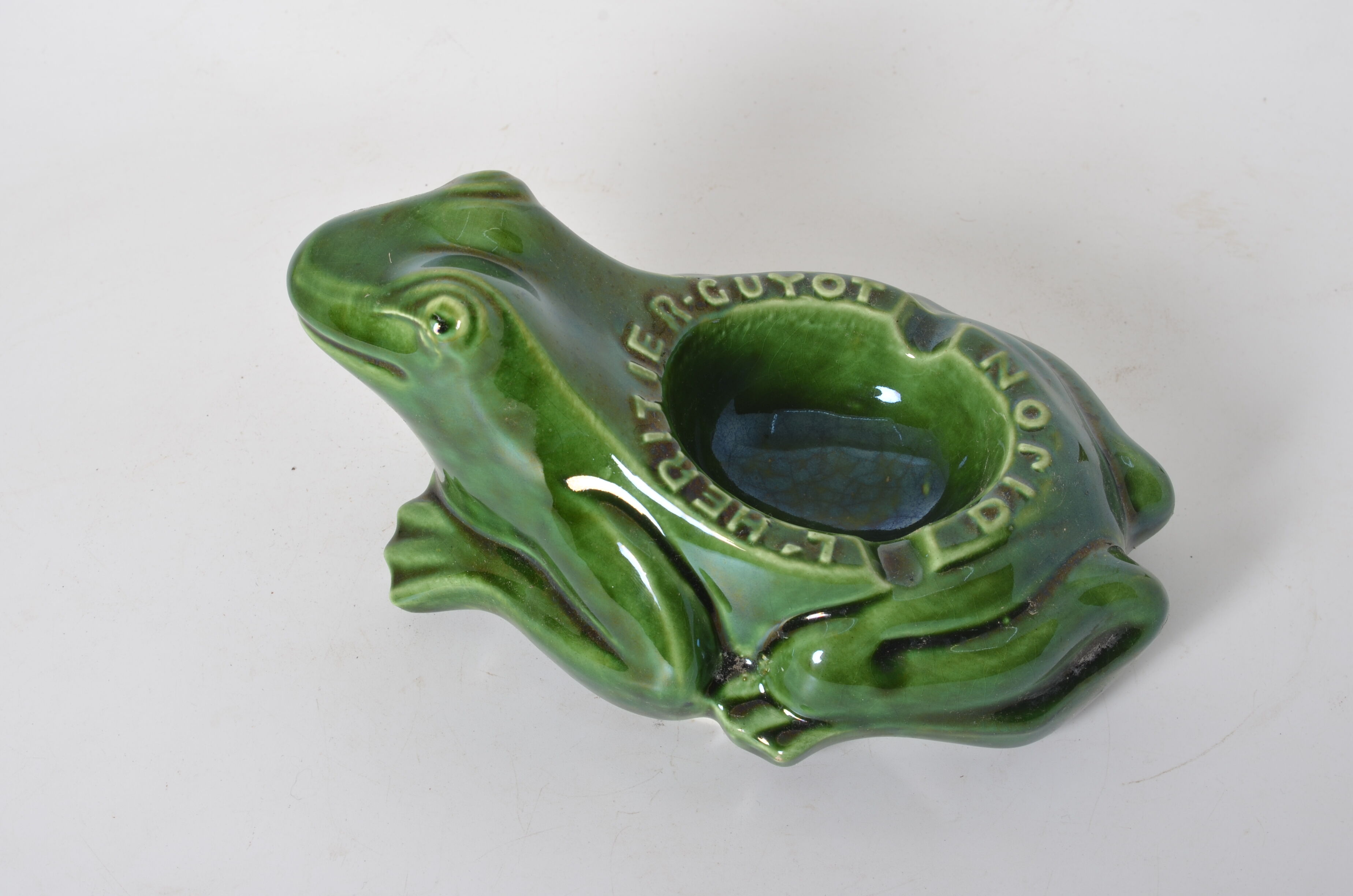 L'Héritier Guyot advertising ashtray