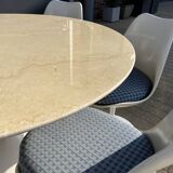 Vintage round Knoll Tulip eettafel (137cm) Marmer