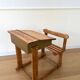 Bureau d’écolier en bois, rénové
