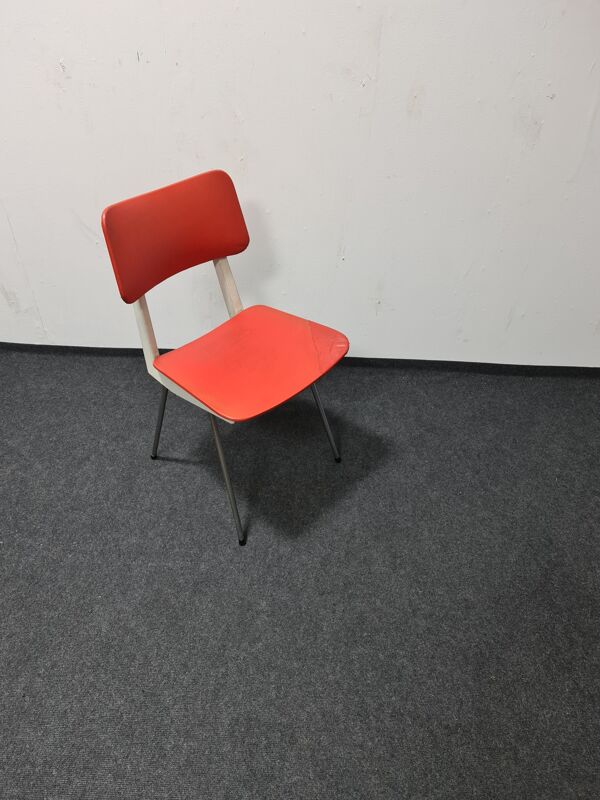 Quatre chaises de cuisine vintage des années 50