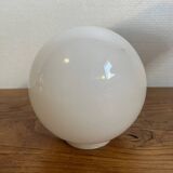 Ceramic lamp with opaline globe