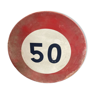 Traffic sign limited to 50
