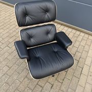 Vitra Eames Lounge chair XL + Ottoman, Zwart leder & Santos Palissander