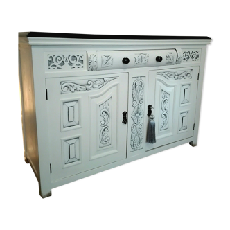 Sideboard