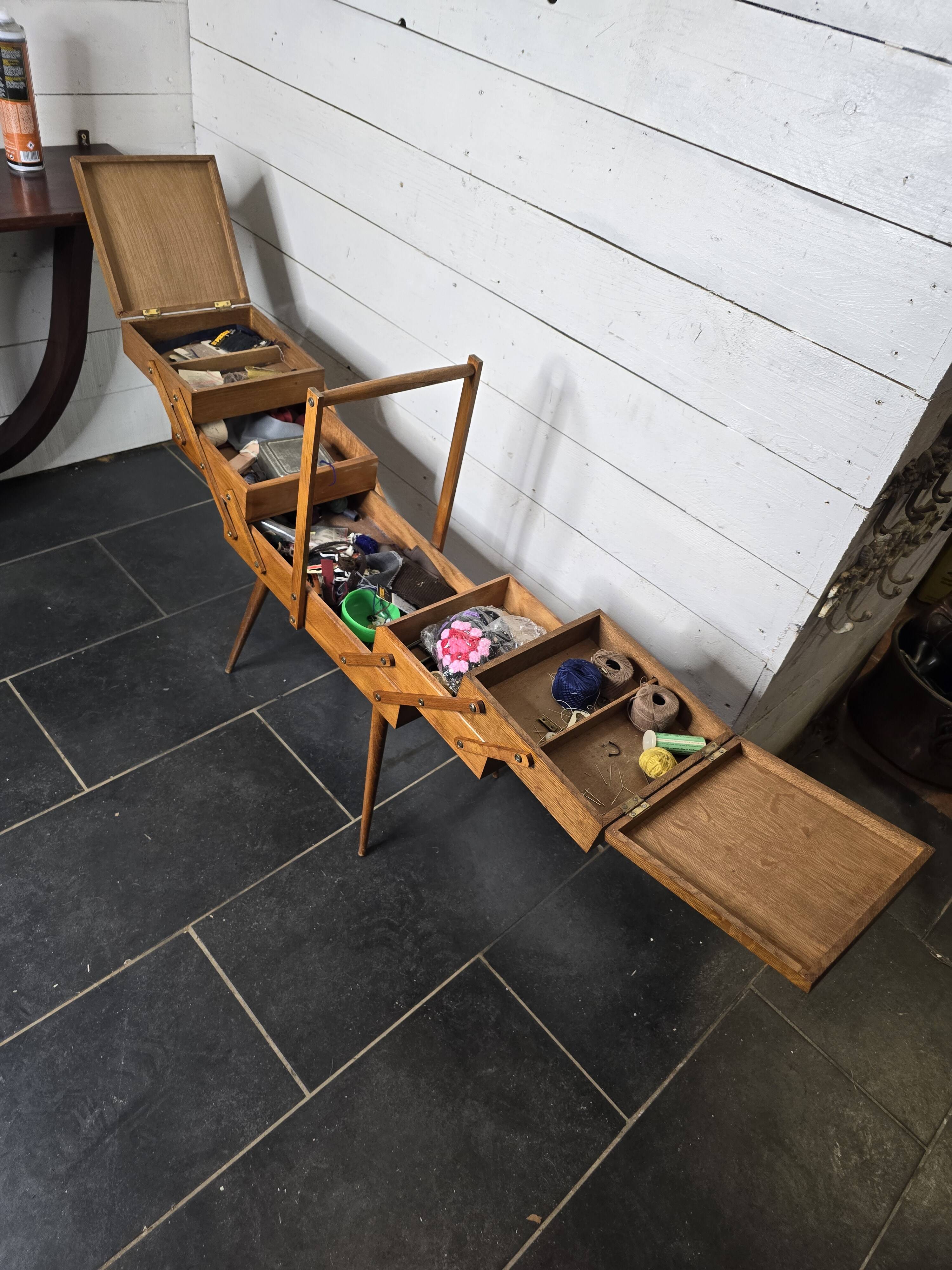 oak worker with sewing kit
