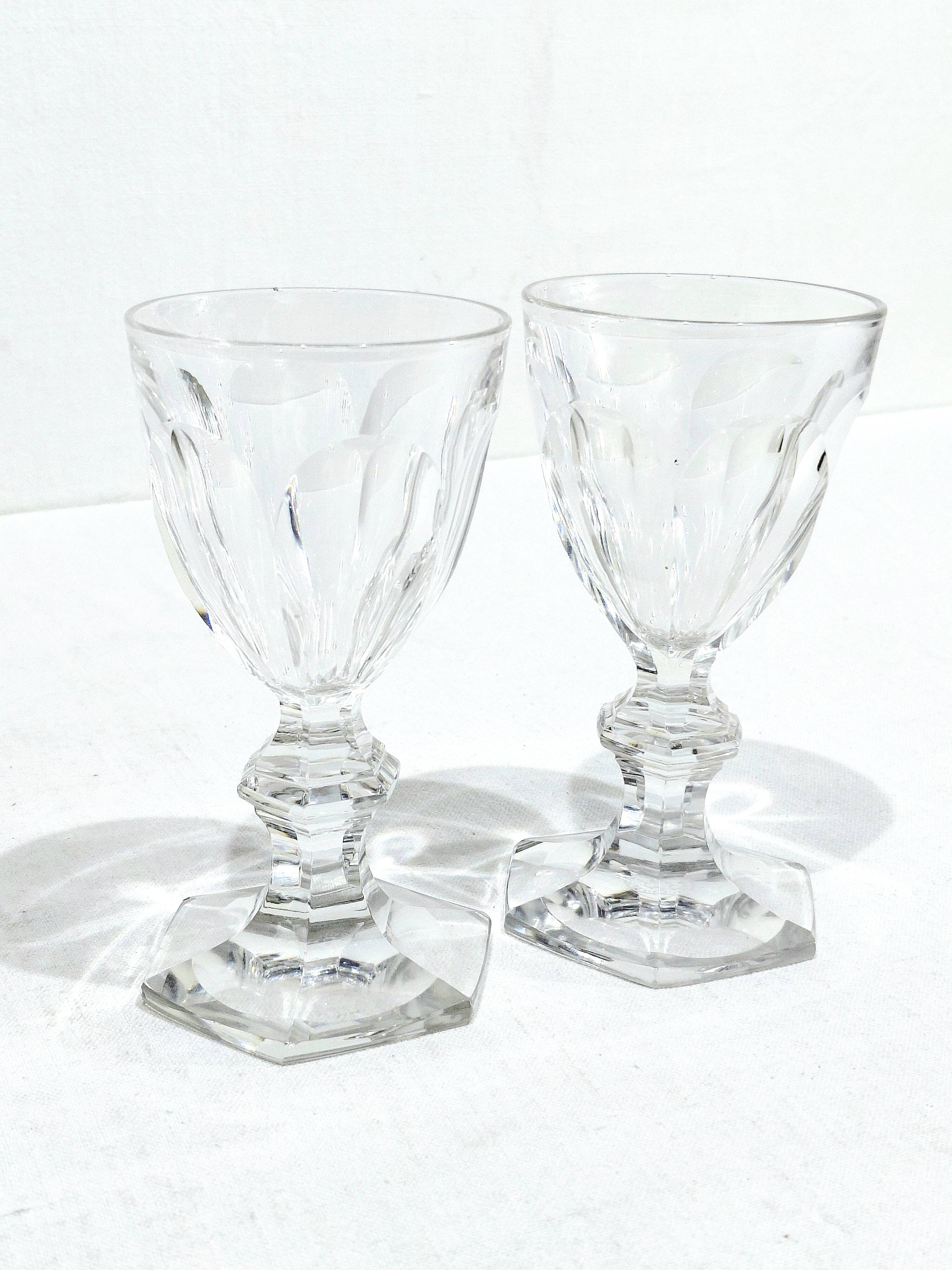 Baccarat - 2 White Wine Glasses - Harcourt Model