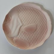 Service poisson Salins les Bains  assiettes plat et saucière