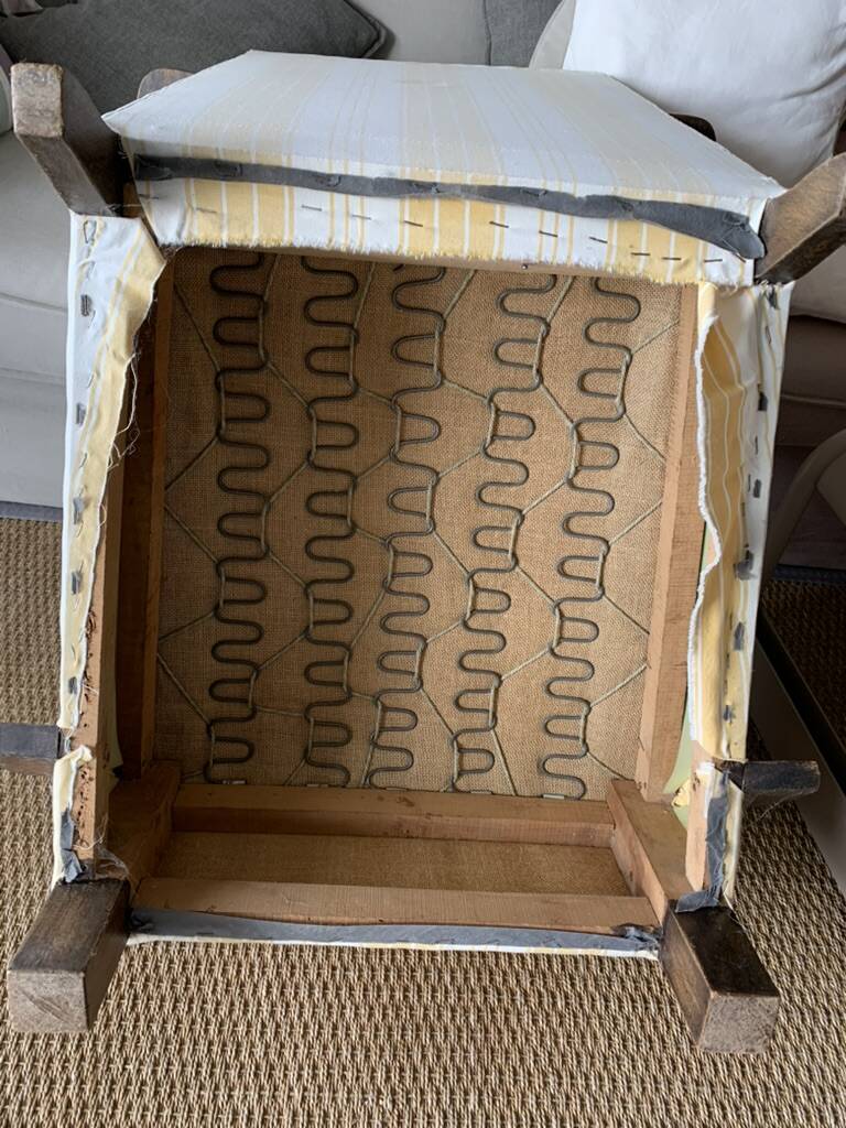 fauteuil vintage rénové par professionnel