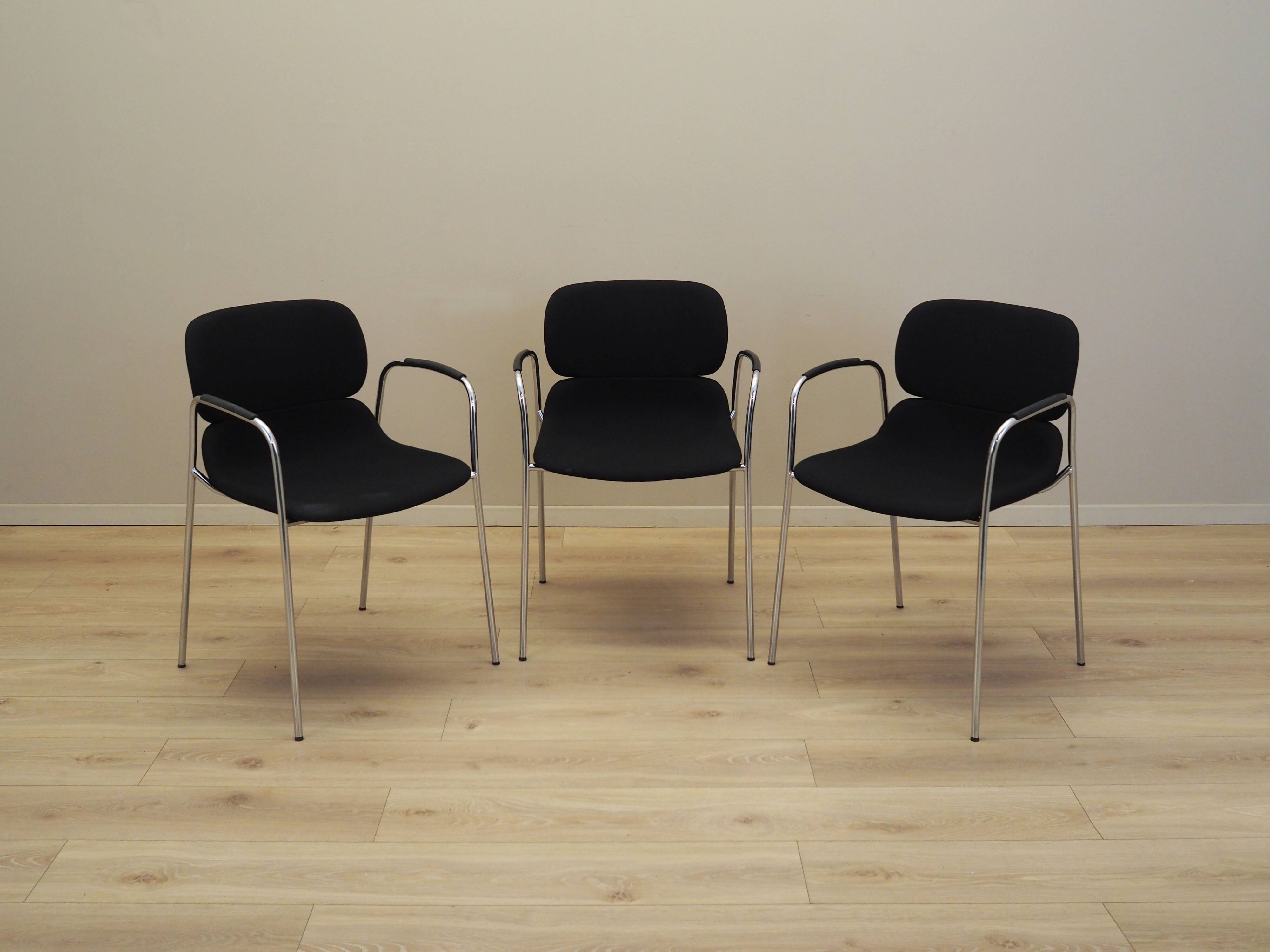 Set of three chairs, Italian design, 1970s, production: Italy