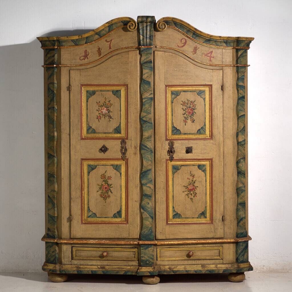 Antique baroque wardrobe painted in pine – Austro-Hungarian Empire, Year 1794