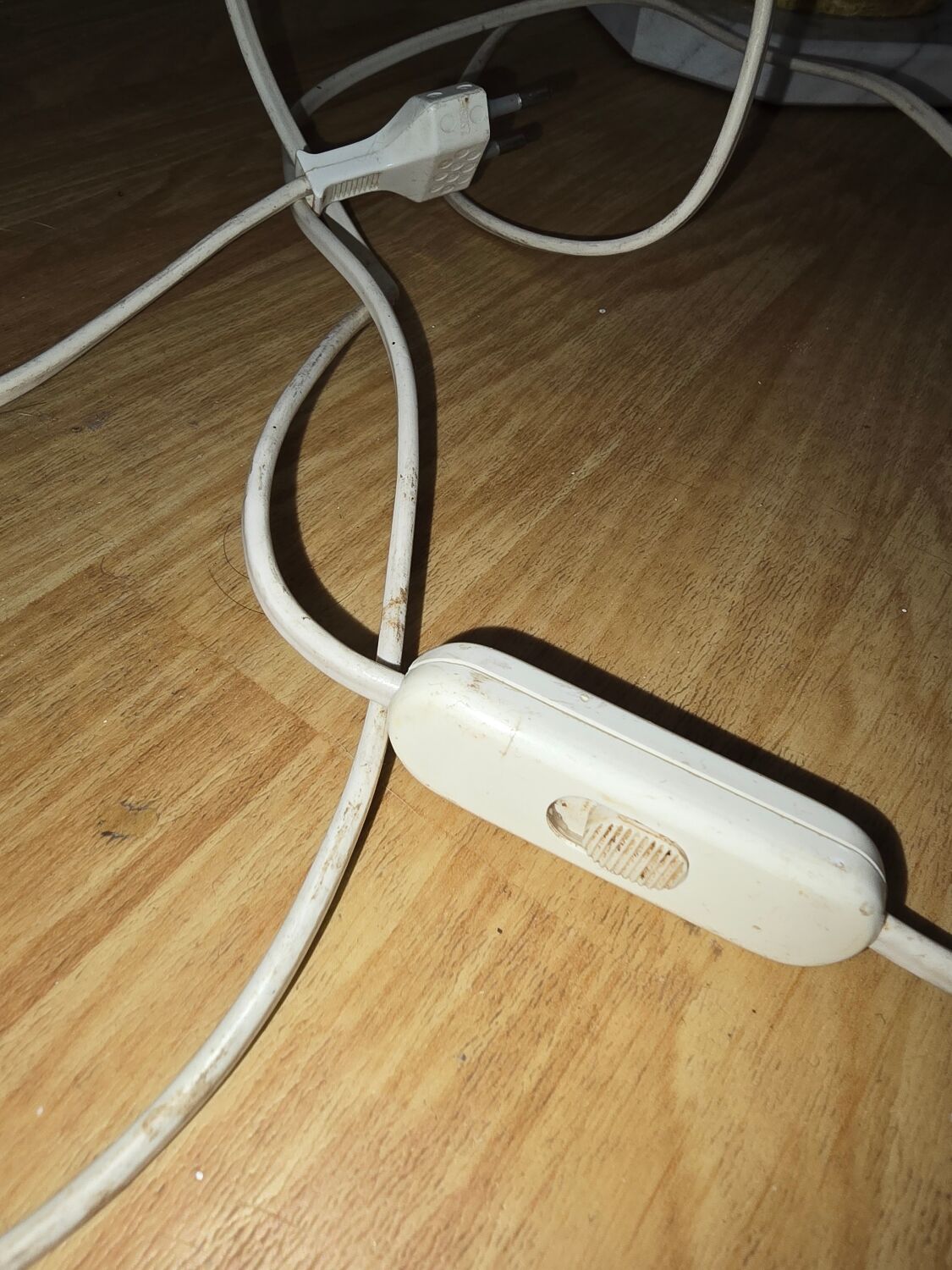 Vintage lamp Marie Stuart "Laces" – Resin & marble – 1970s