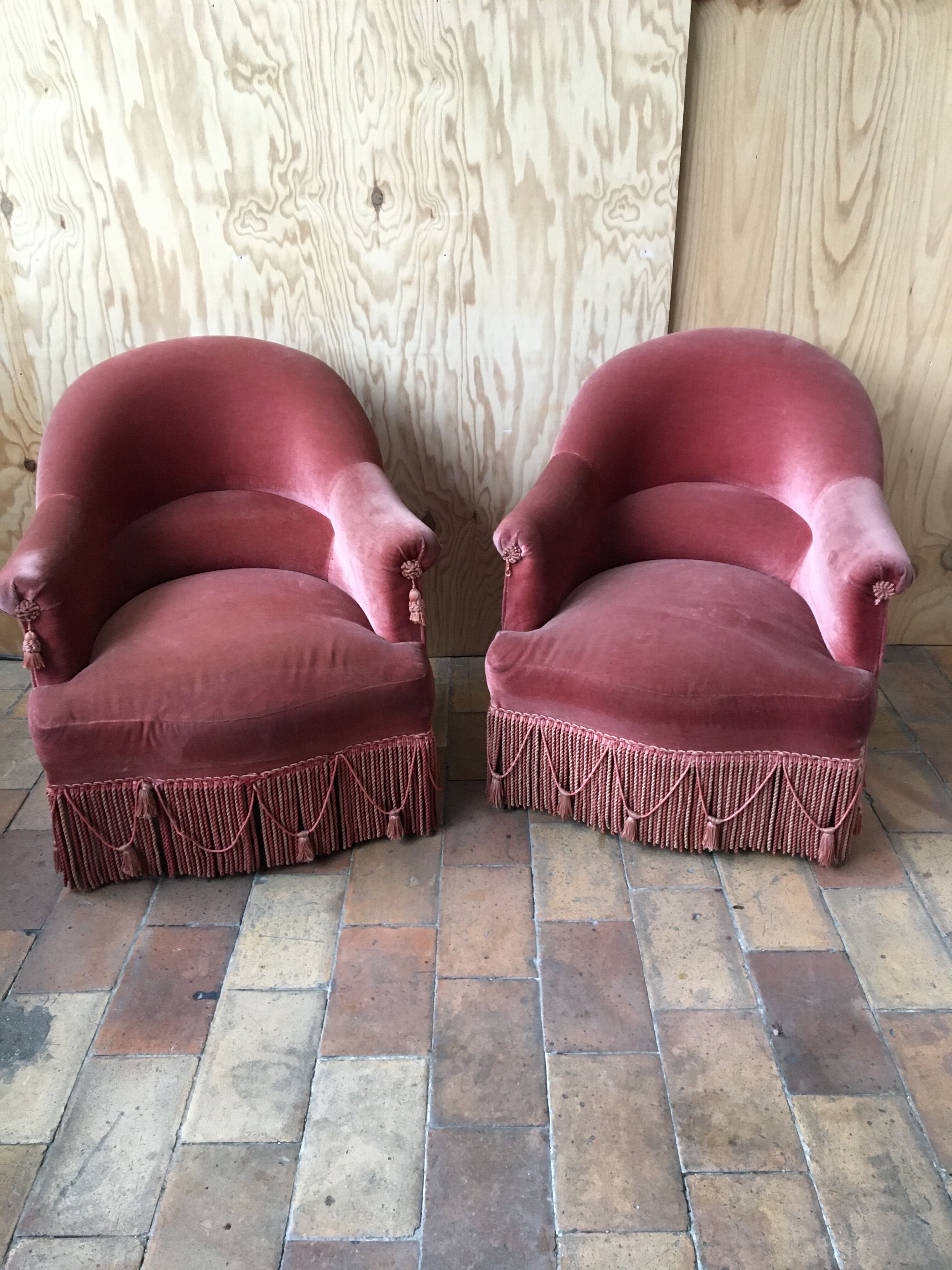 Pair of toad armchairs