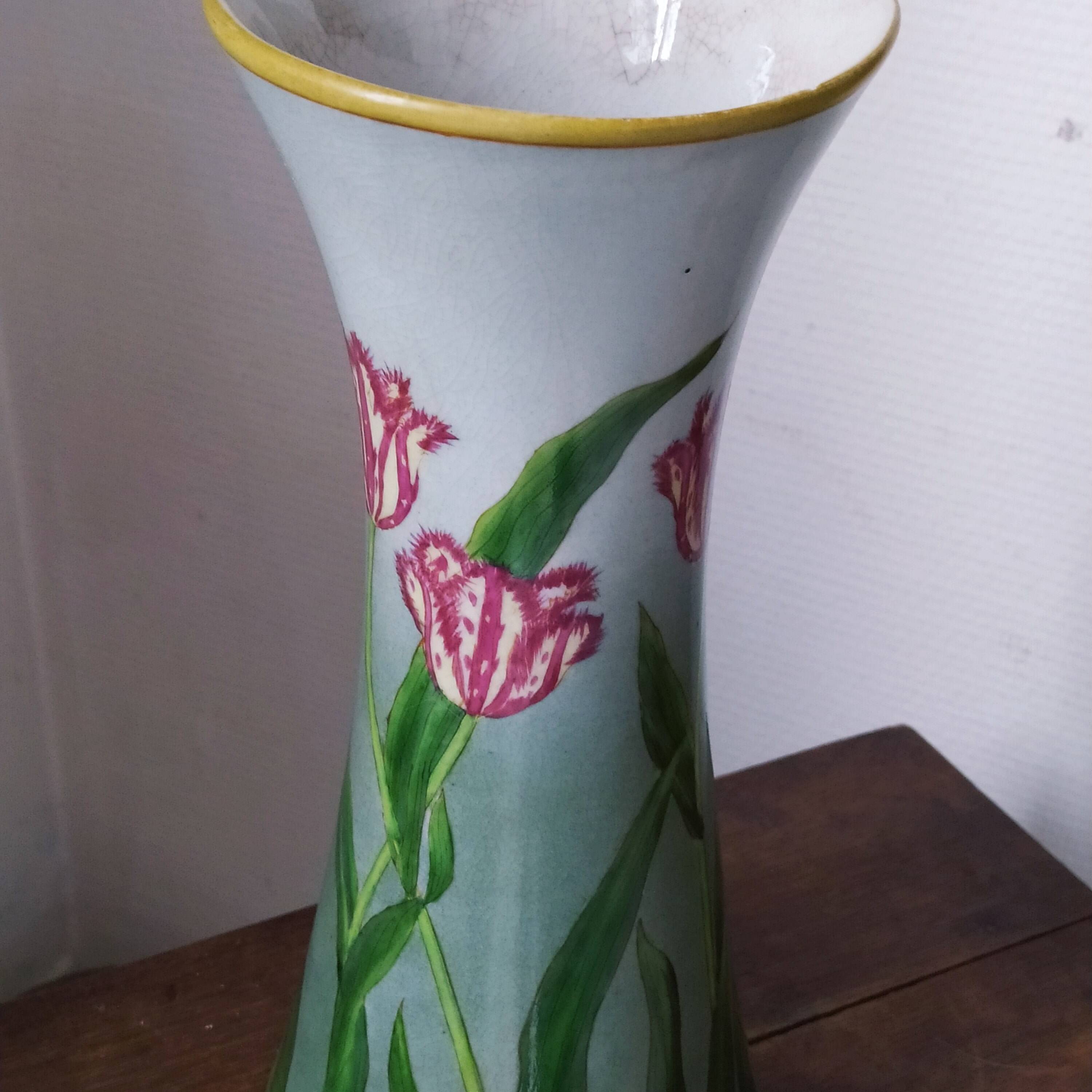 Art Nouveau glazed ceramic vase with Tulip decoration from the Sphère house