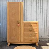Armoire asymétrique