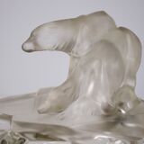 Empty Art Deco pocket with bears