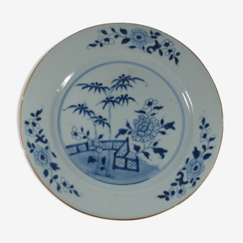 Ancient Chinese plate white blue 18th century No.1