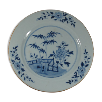 Ancient Chinese plate white blue 18th century No.1