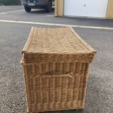 Wicker trunk