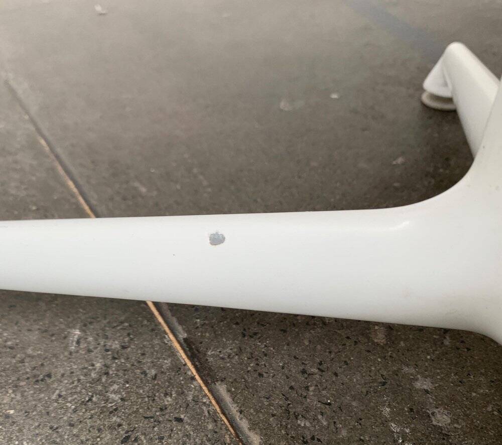 Chaise en fibre de verre La Fonda par Charles & Ray Eames pour Herman Miller, années 1960