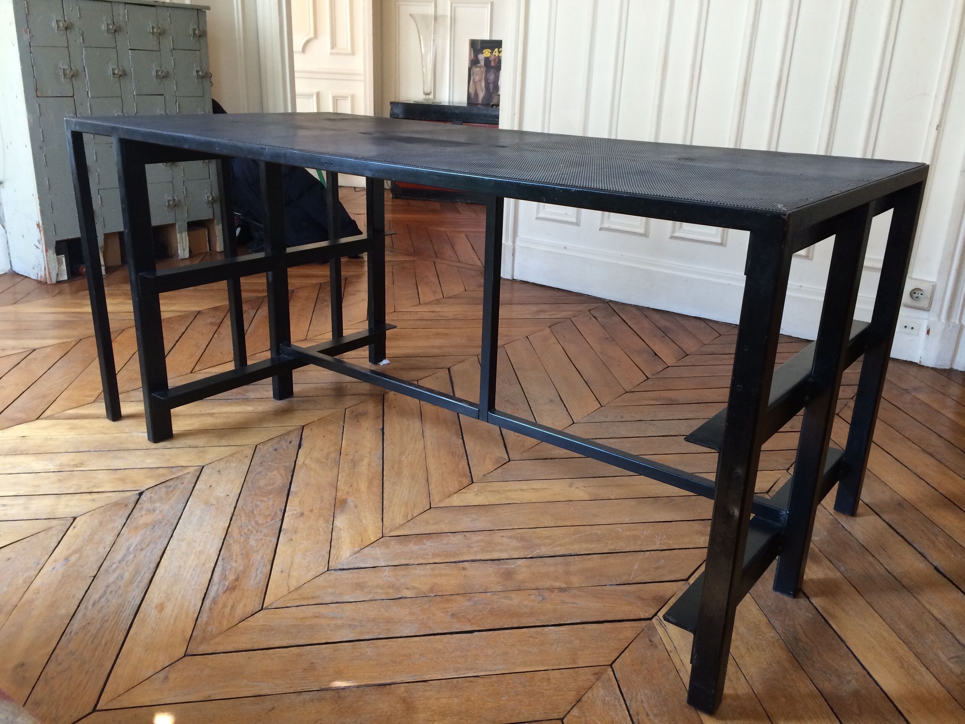 Black metal desk table