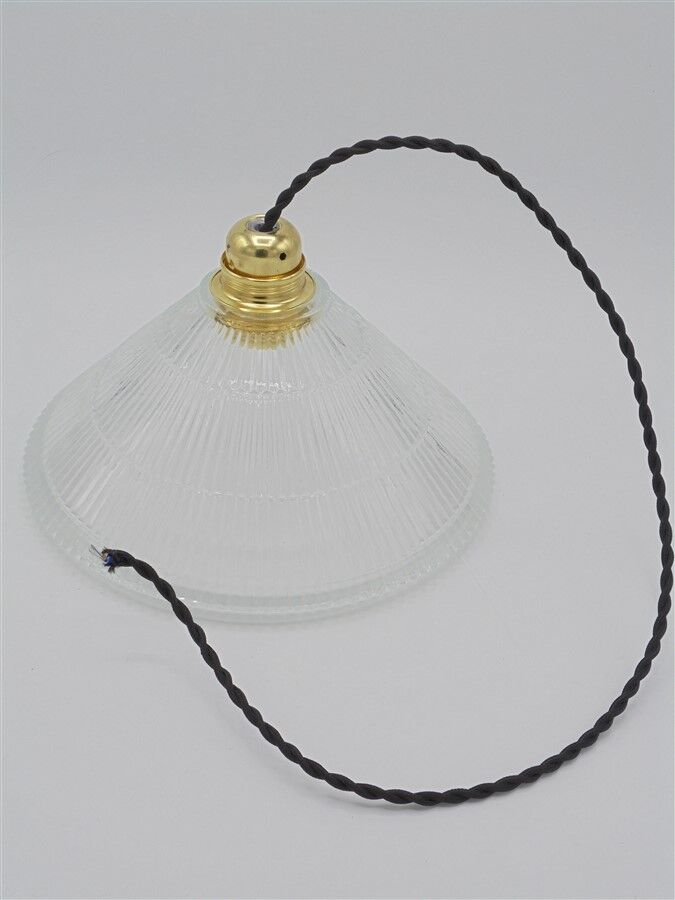 Hanging lamp in glass